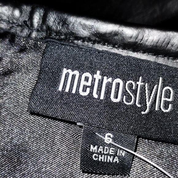 Metrostyle NWT Genuine leather panel straight skirt size 6, zipper - Picture 5 of 10